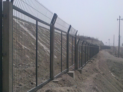鐵路護(hù)欄網(wǎng) 鐵路護(hù)欄網(wǎng)